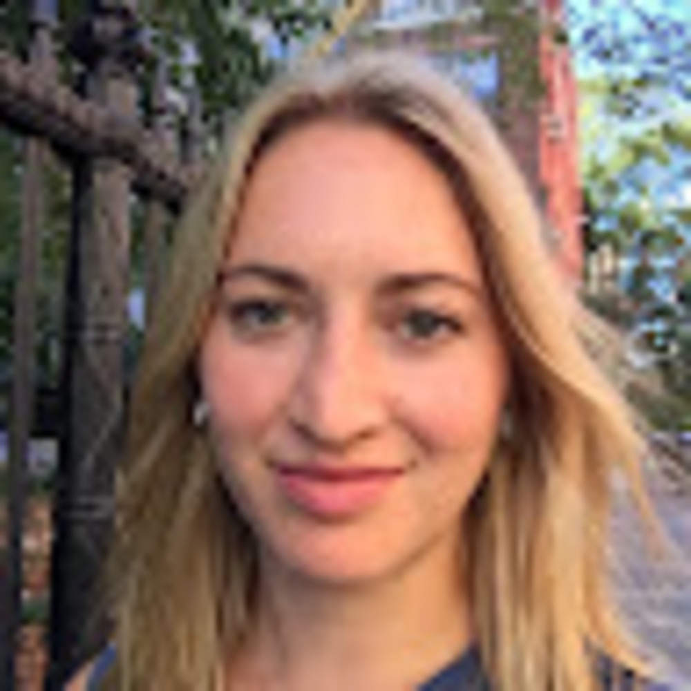 Meet your Posher, Caity